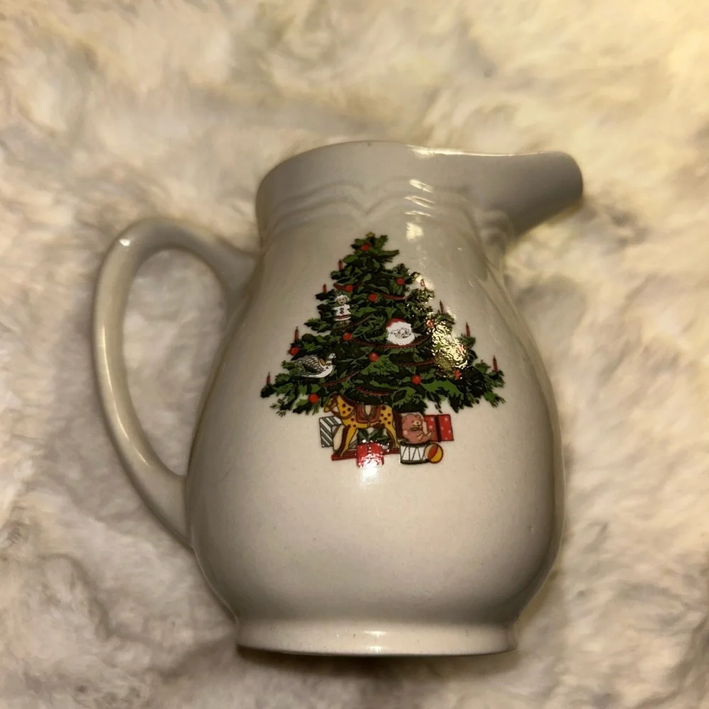 50%offW❤️ American Tree Vintage 1988 Ceramic Creamer pitcher   Christmas P04